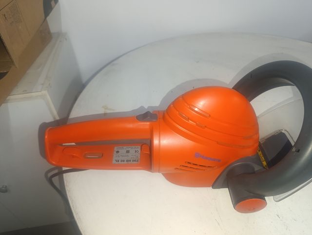 Cortasetos husqvarna 700HD60