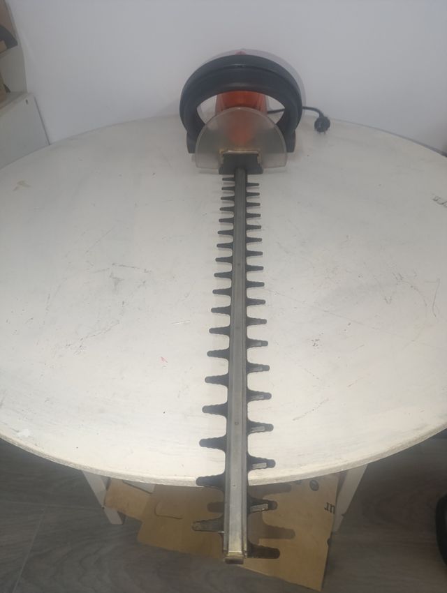 Cortasetos husqvarna 700HD60