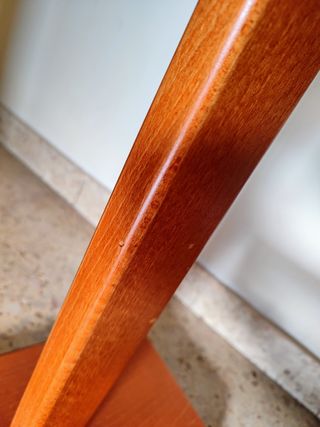 Galán de noche de madera