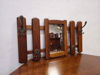 Appendiabiti rustico con specchio