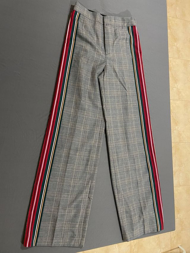 Pantalón Zara