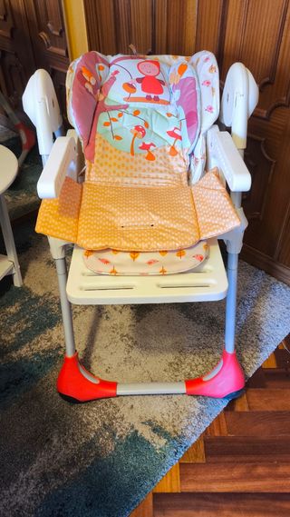 Fantástica Trona Chicco Polly 2 Caperucita Roja