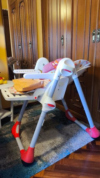 Fantástica Trona Chicco Polly 2 Caperucita Roja