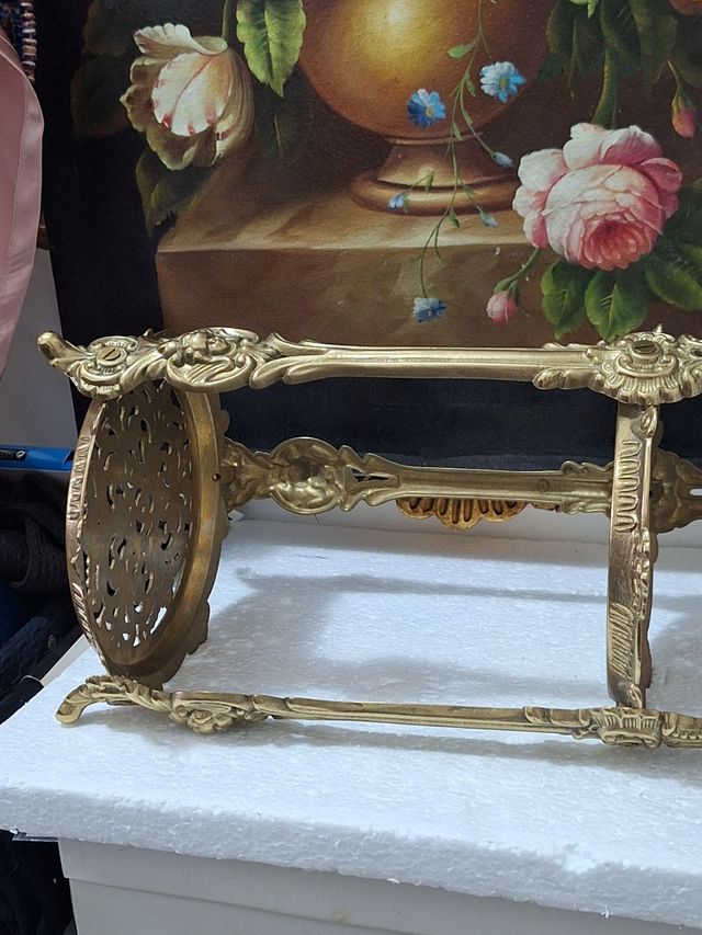 Piccolo tavolo ottone cesellato