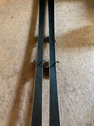 Esquis Atomic BetaV Carving 190