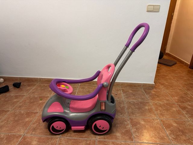 Coche de paseo para niños en venta