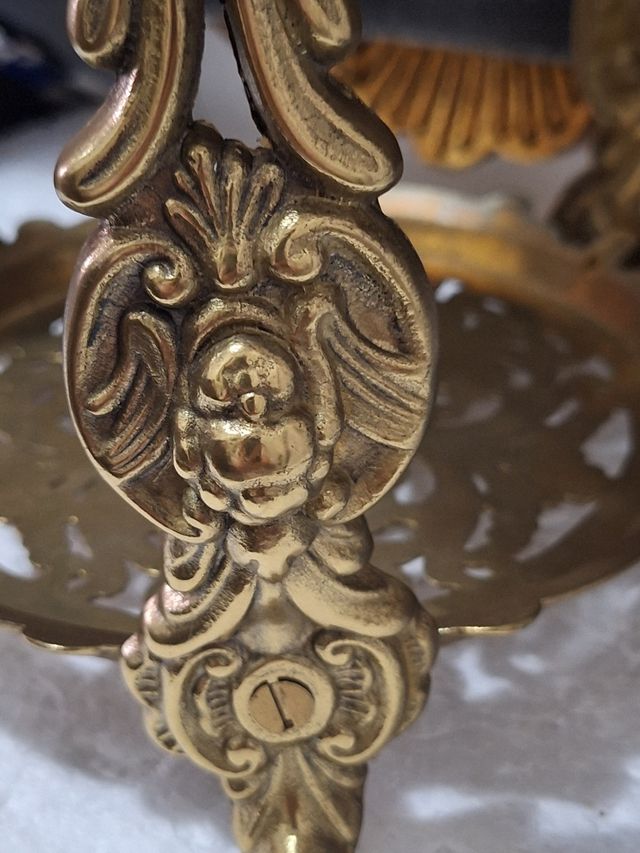 Cavalletto,espositore in ottone cesellat