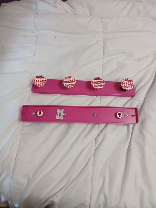 Perchero pared niña