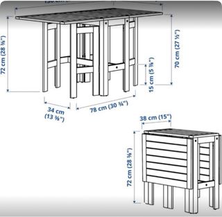 Mesa y dos sillas de exterior