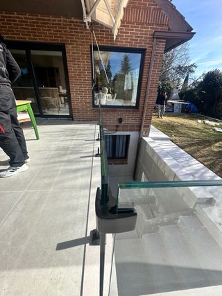 BARANDILLA DE PINZAS AL SUELO 