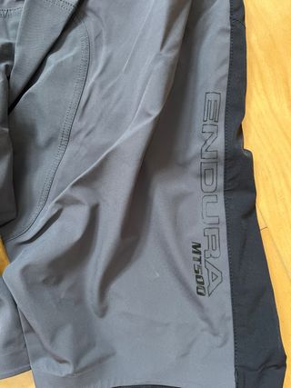kit Mtb shorts + t-shirt ENDURA UOMO 
