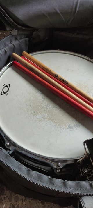 CAJA/PERCUSIÓN