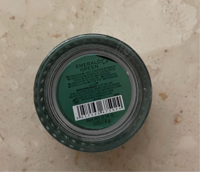 Sombra de ojos verde