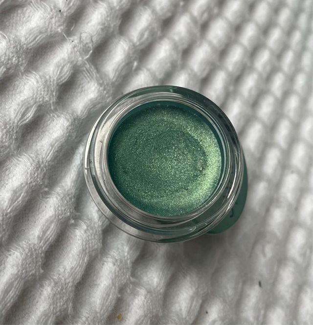 Sombra de ojos verde