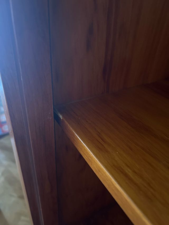 Armario estantería de madera maciza
