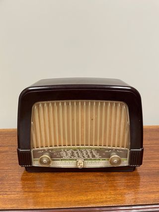 RADIO ANTIGUA PHILIPS BAQUELITA