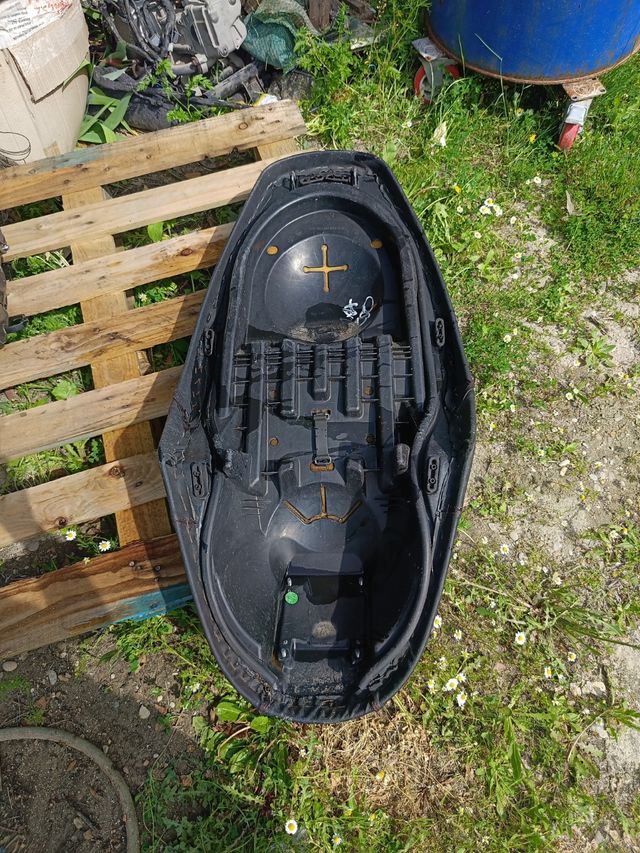 Asiento Yamaha x max 250