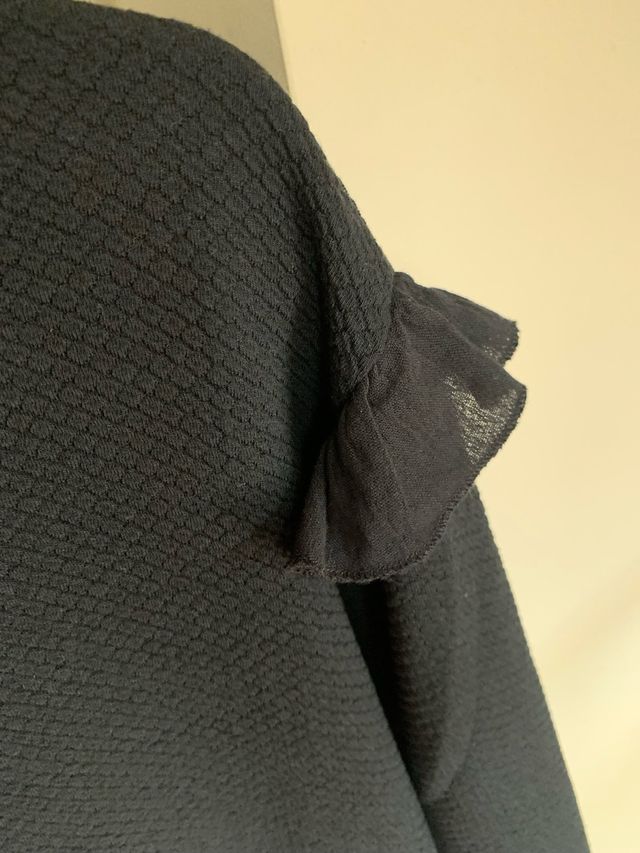 Vestido negro niña. Talla 13-14. Mango