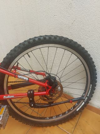 Bicicleta  Montaña Marca GT