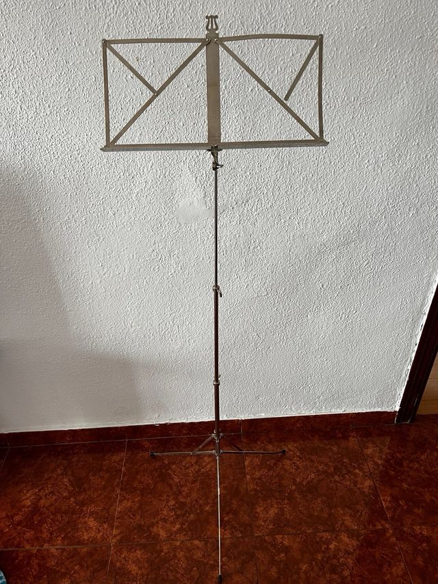 Atril RKB GERMANY en perfecto estado