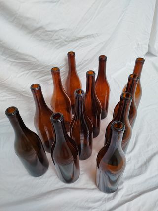 Bottiglie vuote per vino