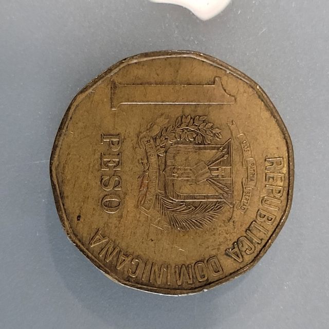 Moneda de un peso. R. Dominicana