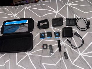 GoPro hero 9 Black e accessori vari con ricambi