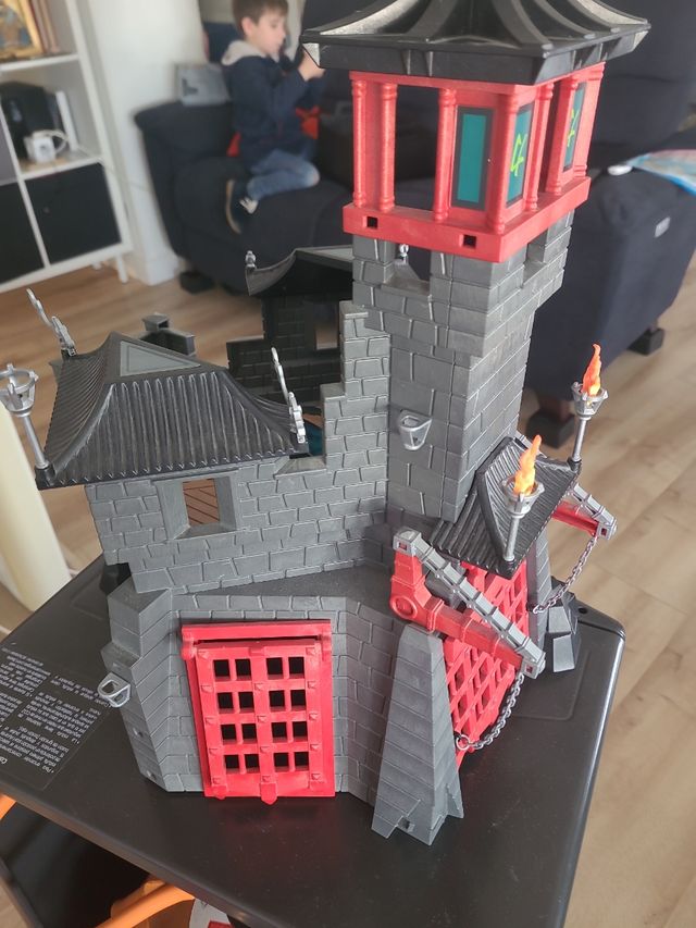 Castillo fortaleza dragón playmobil