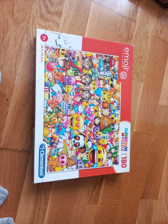 Puzzle emoji. 180 piezas. 