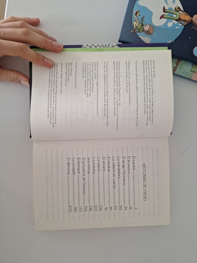 Historias superguáis de miedo (Rowley presenta 3): Una historia de Diario de Greg