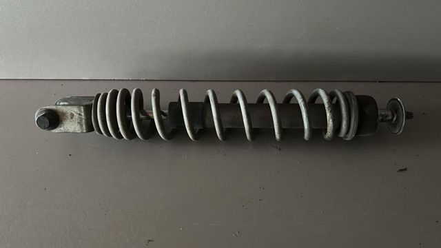 Suspensión trasera Piaggio typheoon