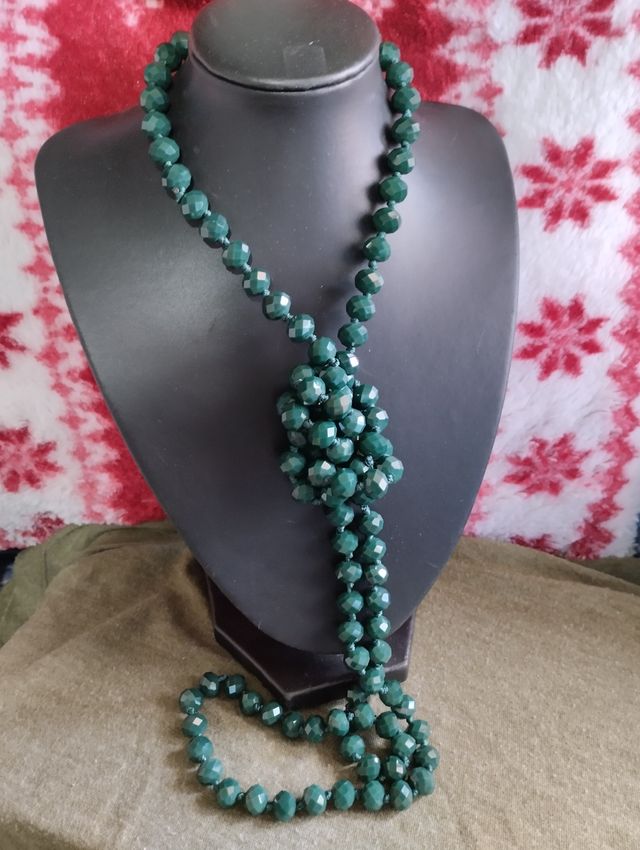 Collar verde cristal