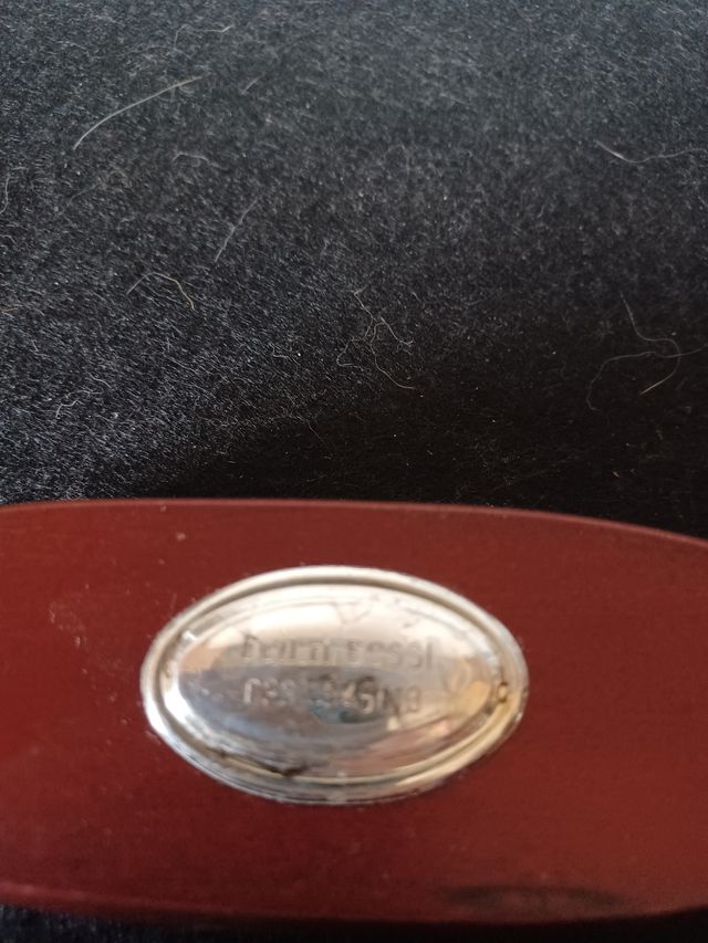 Porta lapis in legno e piastrina argento