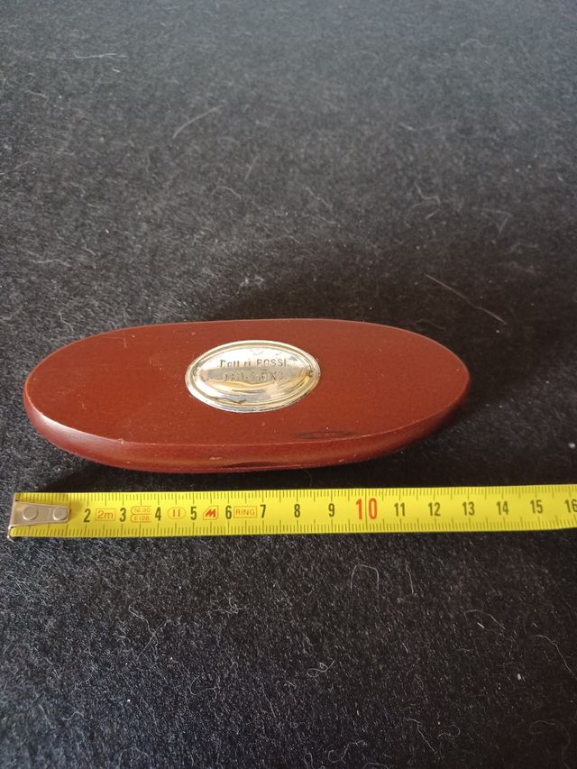 Porta lapis in legno e piastrina argento