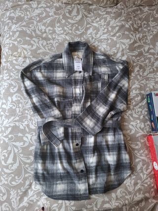 Camisa gordita cuadros grises y blancos