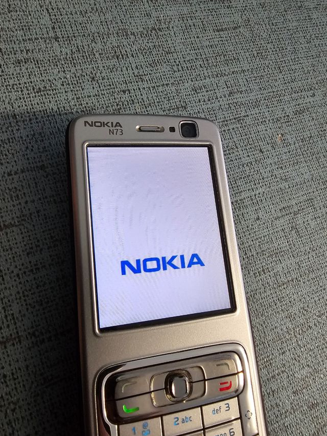 Nokia N73