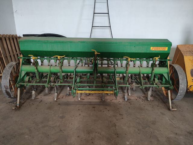 Sembradora de ceral 19 chorros