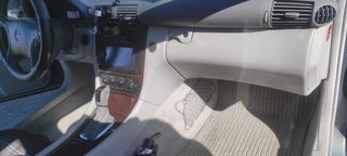 Mercedes-Benz Clase C 2004