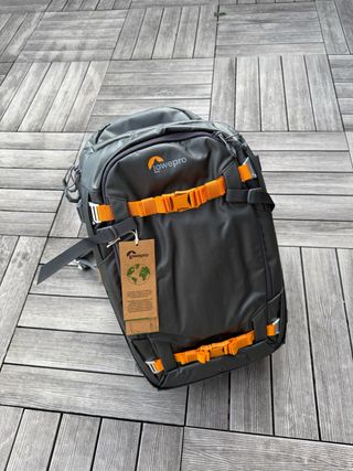 Mochila Lowepro Whistler 450 AW II