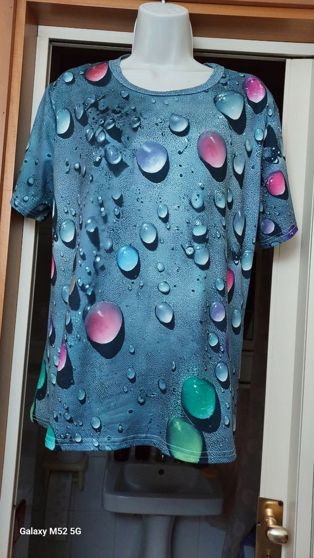 Maglia leggera con maniche corte