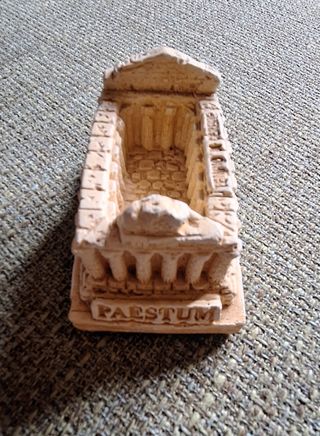 Souvenir Paestum. nuovo