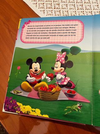 Minnie Mouse. Libroaventuras: Incluye un cuento