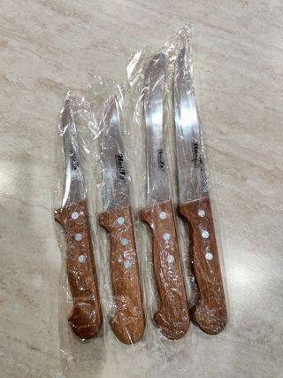 4 coltelli cucina manico legno