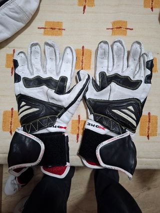 Mono moto,mono,guantes