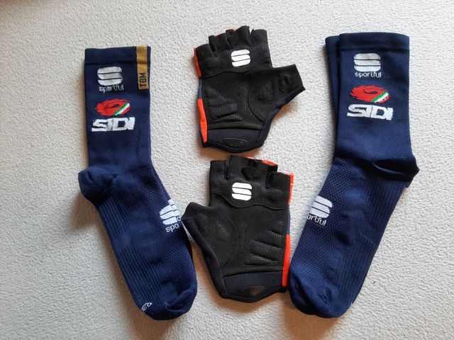 Guantes y Calcetines Sportful