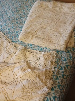 Colcha tejida a  crochet   de. Cama 135