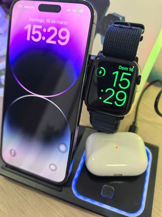 Estación de carga wireless 3 en 1