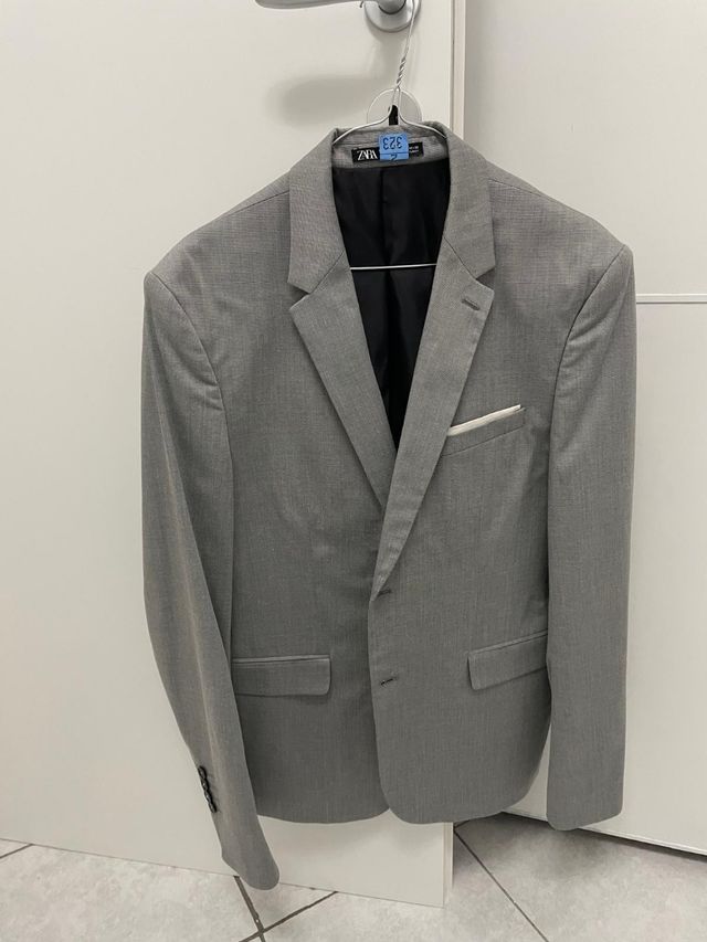 Completo Zara taglia 52