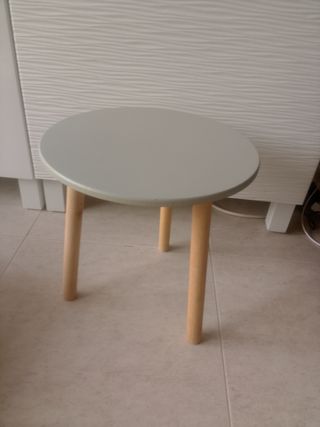 Mesita auxiliar decorativa 
