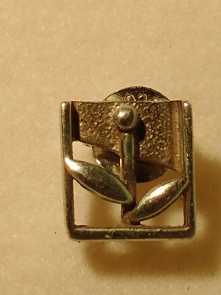 Vintage Silver Necklace and Earstuds.